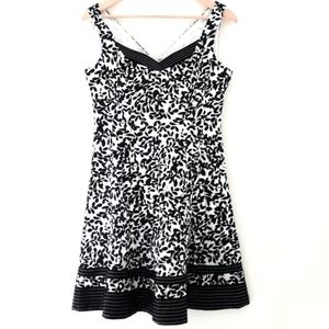 Jones wear Petite dress